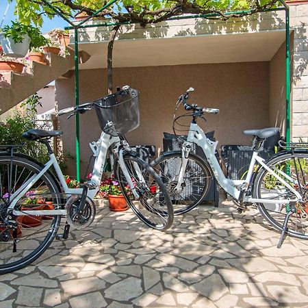 Studio Apartment Oliva Πούλα Εξωτερικό φωτογραφία