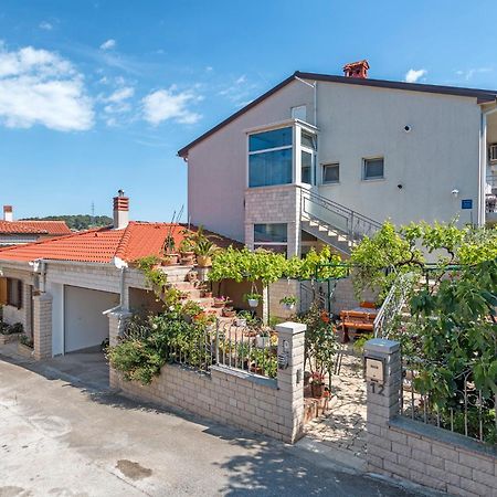 Studio Apartment Oliva Πούλα Εξωτερικό φωτογραφία